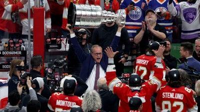 Paul Maurice Finally Lifts The Cup After 26 Seasons