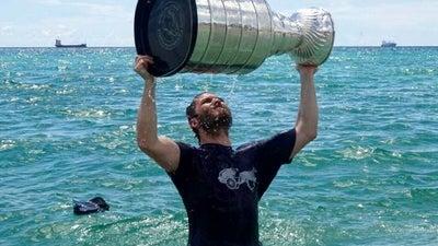Panthers Take Stanley Cup To The Beach